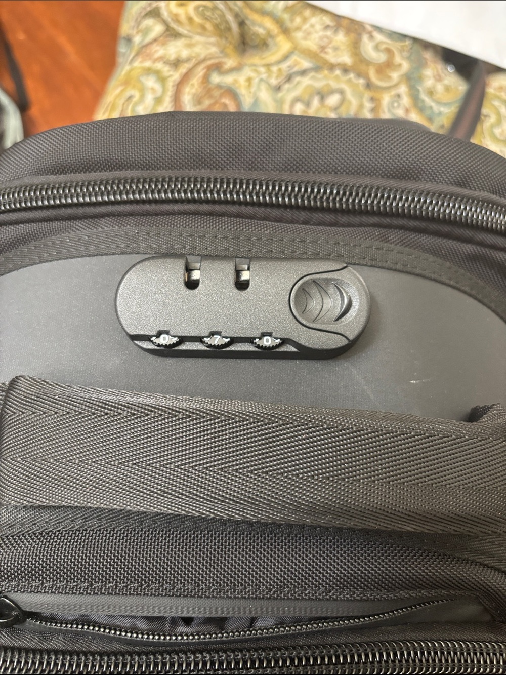 Veria Black Travel Backpack with laptop compartment and several organized pocket - Picture 8 of 8